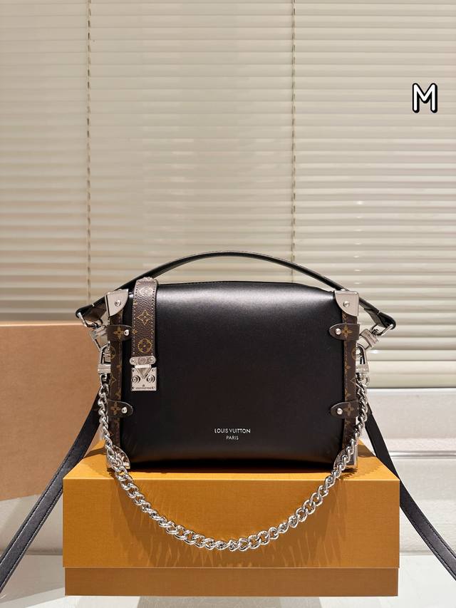 Replica Size: 23*16Cm Super time and space hot style Lv 25 King bomb new bag Tru
