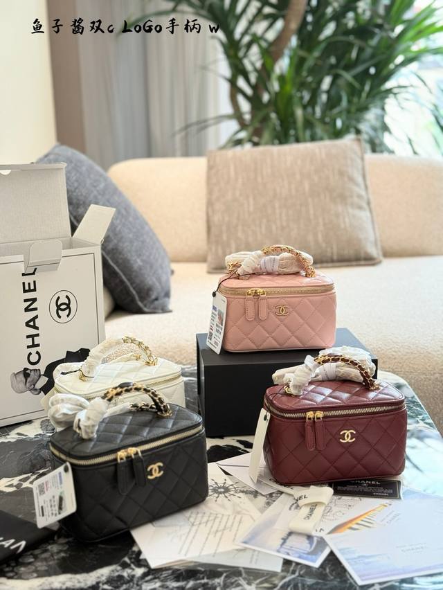 Chanel25B handle long box bag The long box has its own unique charm Who knows th