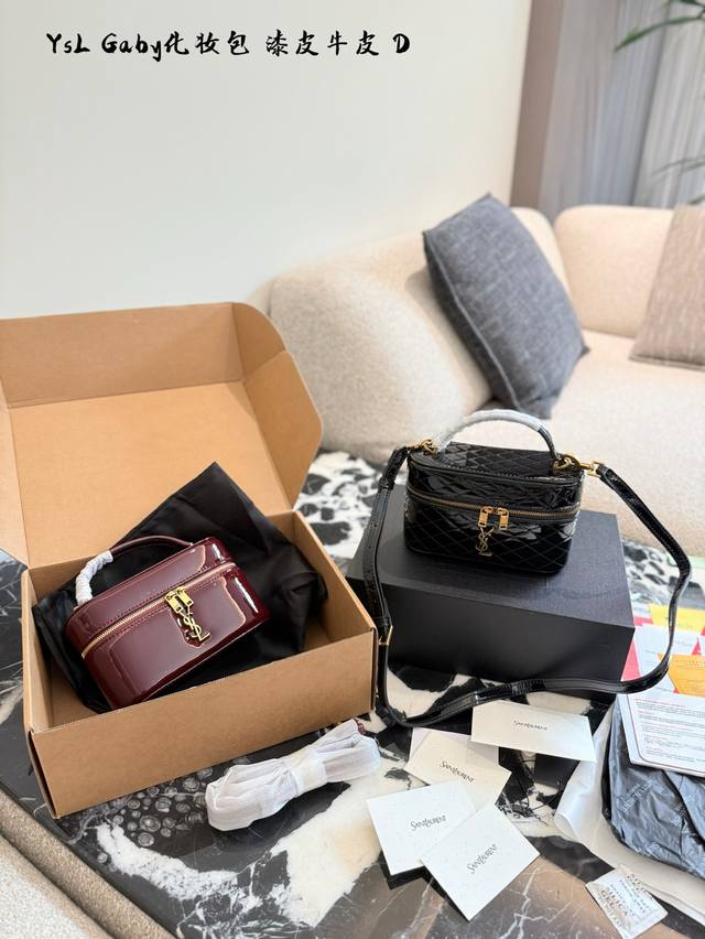 Ysl Gaby Mini Cosmetic Bag, Like R] The cowhide feels smooth and delicate, and t