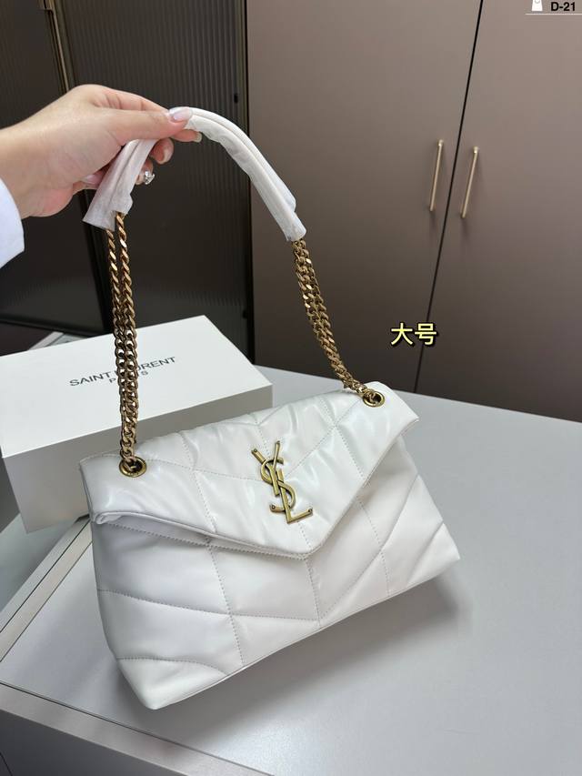 BigYsl Saint Laurent cloud bagThe appearance is amazing, don