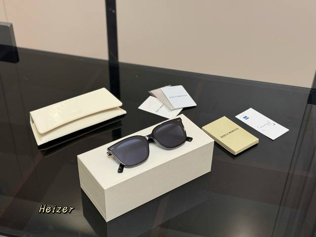 with box Gm sunglasses Cookie Zeiss lenses Au protection comes with a glasses c