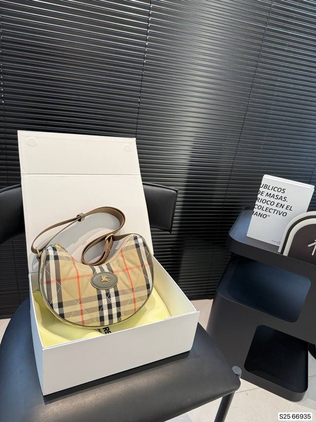 with folding box Burberry underarm crescent bag How can there be such a beautif