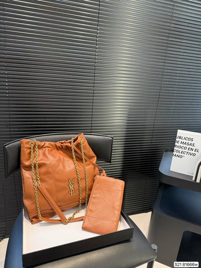 with box Saint Laurent is so easy to match Woohoo Ysl Bag is even cooler! The f