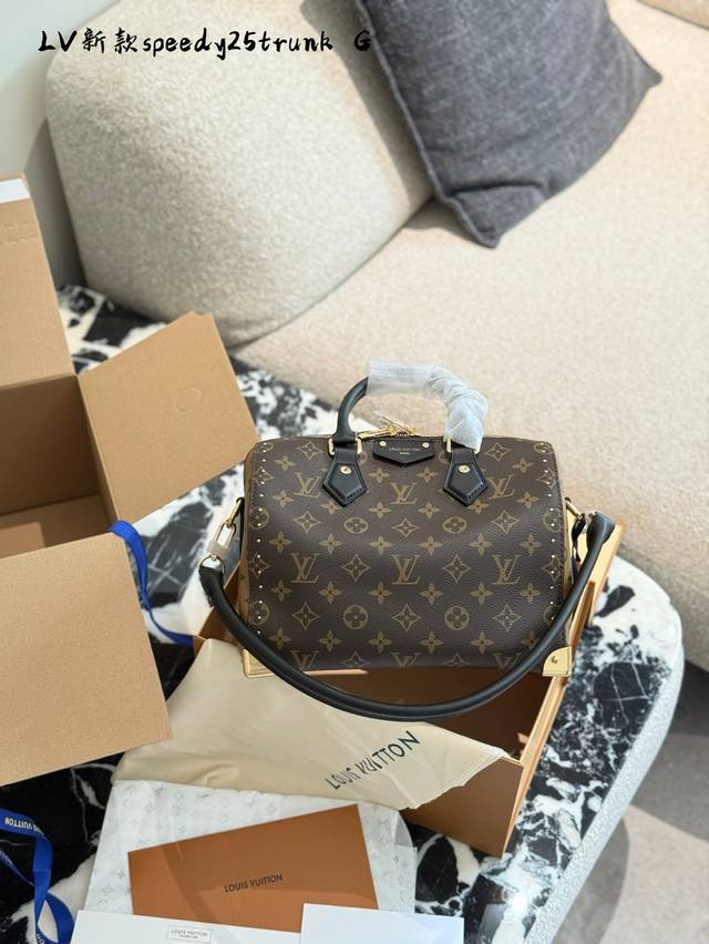 Lv Speedy Trunk 25 is finally here! I predicted a 25-size Speedy Trunk would be