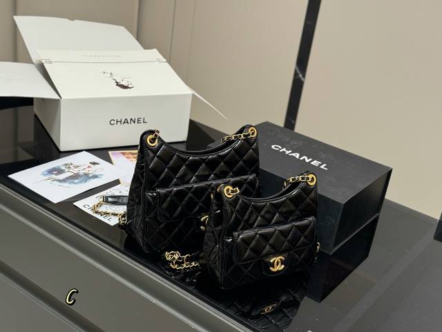 comes with a folding box airplane box Size: 19*13Cm Small 23*16Cm Large Chanel