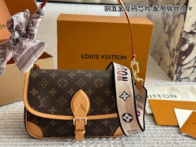 This original, top-tier Lv baguette bag looks so good with it. DDD. Here's a re