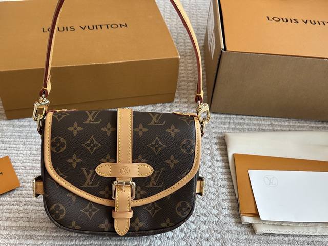 Color-changing leather with box Yellow leather with box Size: 20*16Cm L's new sm
