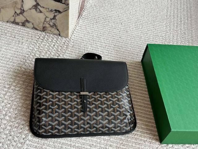 Replica edition with box Size: 32 x 25 cm Goyard messenger bag. Suitable for bot
