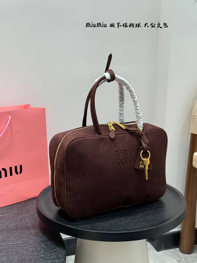 Size 34.23 Miumiu Suede Large Briefcase Bowling Bag Easily interprets retro fash