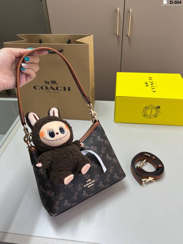 Pendant color randomCoach Hobo bagFull of design senseSuper high-end fashion ite