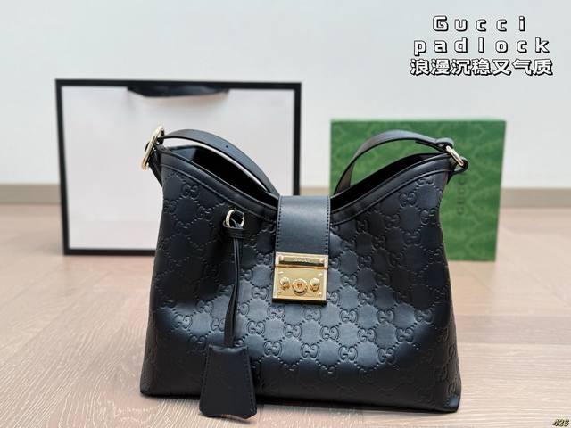 Gucci Padlock Cool and strange color matching shoulder bag Calm and elegant Retr