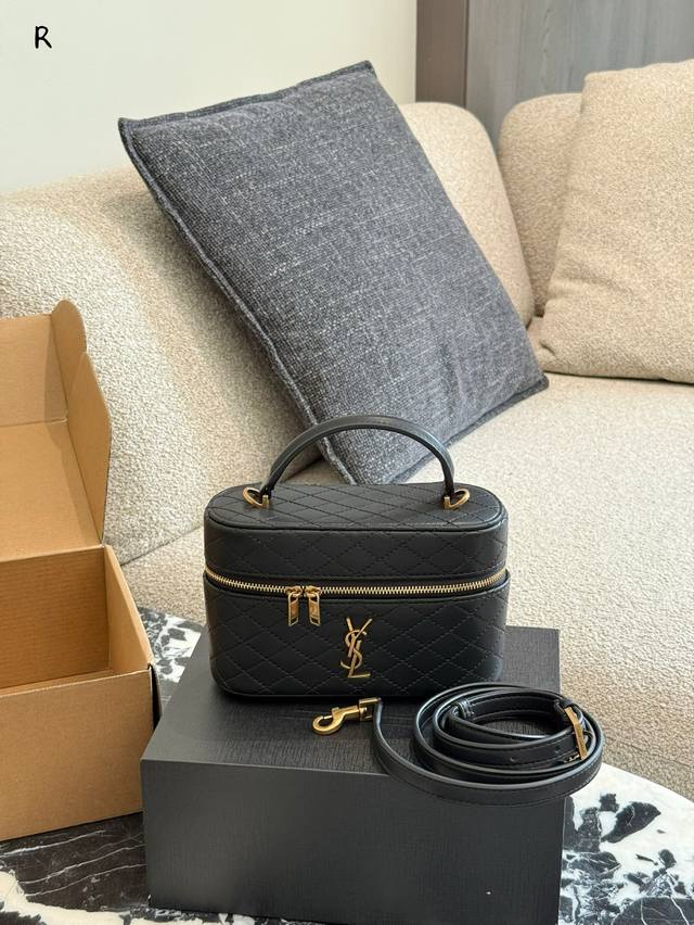 Who knows! I can't resist this Ysl lambskin cosmetic case! Made from imported la