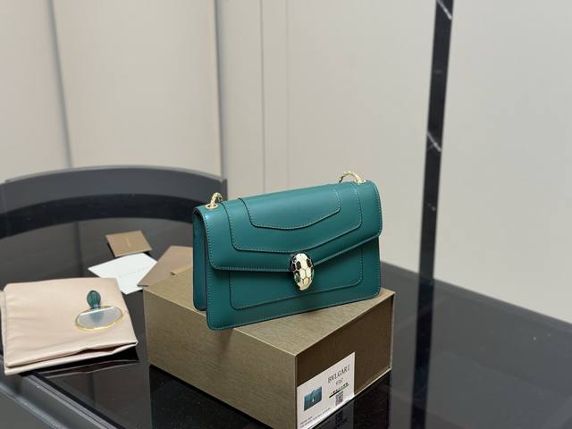 with folding box Size: 22.14cm Bulgari classic Cowhide quality Imported snake h