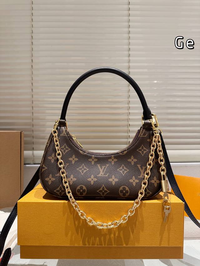 Cowhide Edition Lv Louis Vuitton | Catchy Small The Catchy Small handbag featur