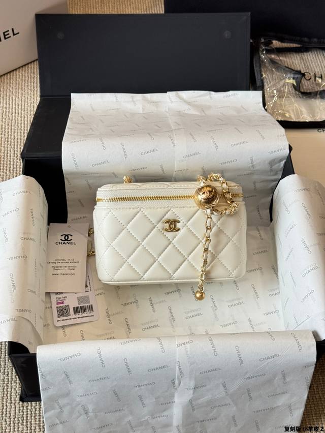 Replica lambskin Chanel | 21B Ballon d'Or long box I was originally focused on t
