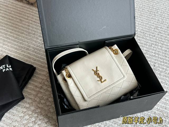 Sheepskin with box Size: 18*13Cm Original quality Ysl Mini Nolita handbag Exquis