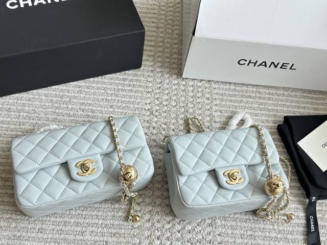 Upgraded version with box Same price Size: 20Cm 17Cm Upgraded version shipped X