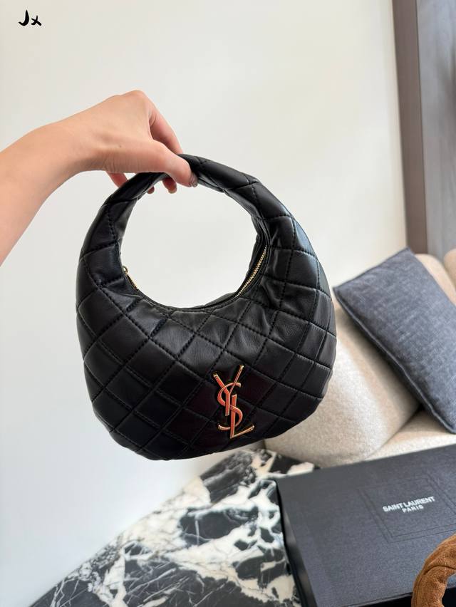 2025 must-have bag # The long-awaited Icare small size is finally here The globa