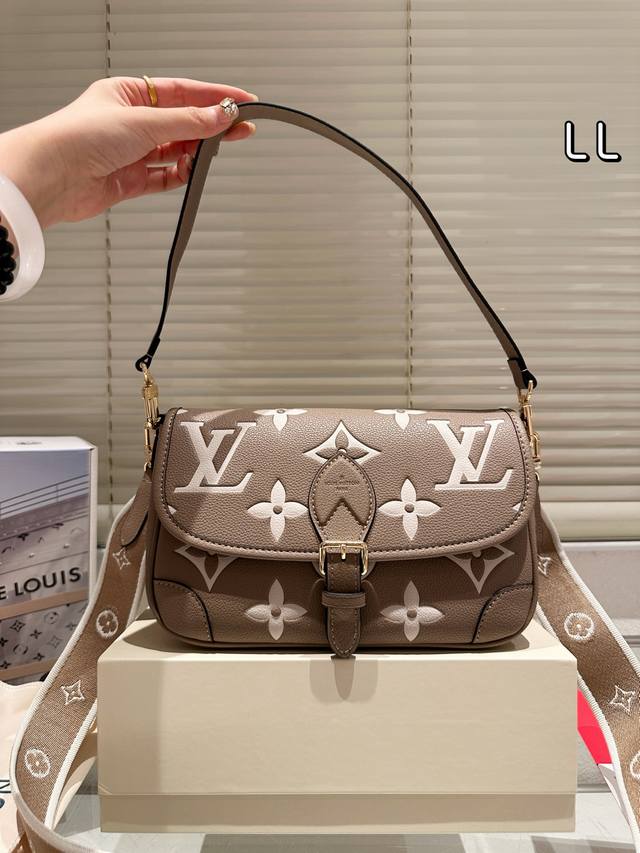 Upgraded chip version Lv Diane leather underarm baguette bag full steel hardwar