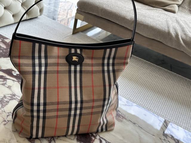 No boxSize: 34*34 Bur new bag 25 years new Highlands lightweight and exquisiteSu