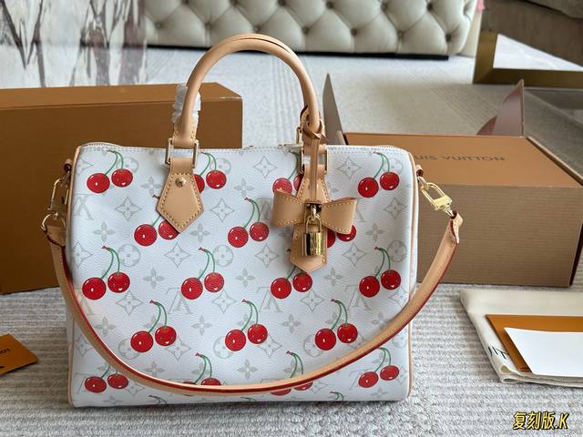 comes with box New Size: 30cm L Home Speedy30 Replica Pillow Bag Original Hardw