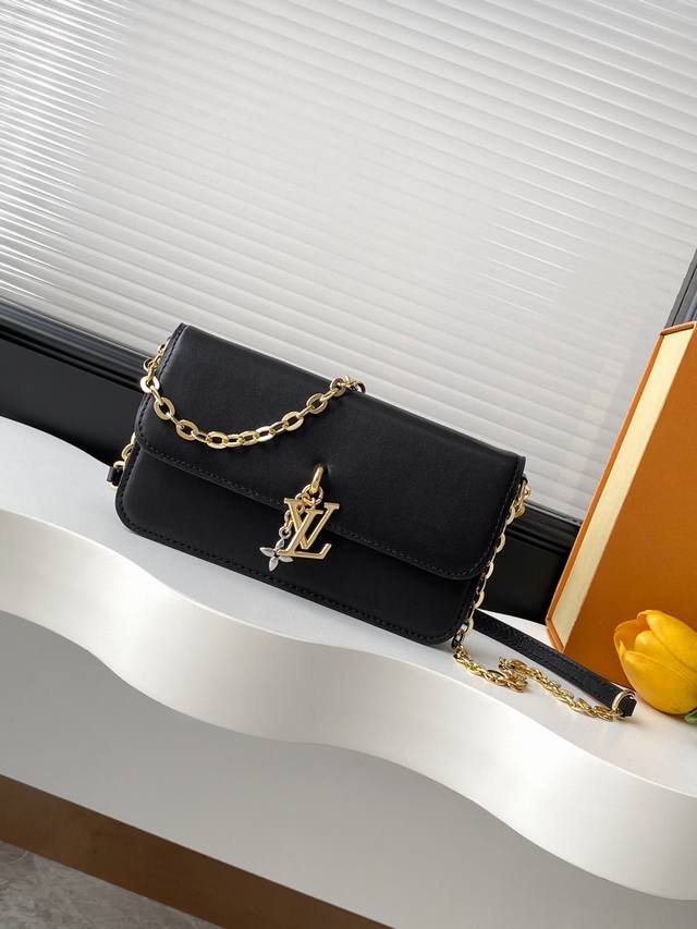 Top-quality original, with variable chip DDD. M14564 Black, M14548 Watermelon R
