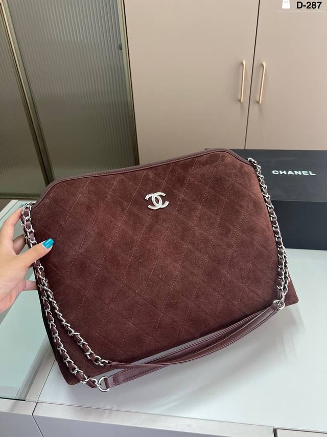 Chanel Vintage frosted chain tote is very lethal! ! The atmosphere is full of Ch