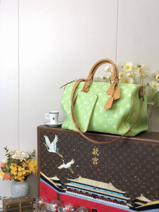 Model | Grade Dongguan | Purchasing version Product name Size 40*26*23 cm length
