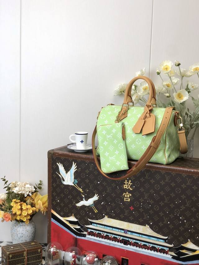 Model Grade Dongguan purchasing version Product name Size 32*22.5*18 cm length,