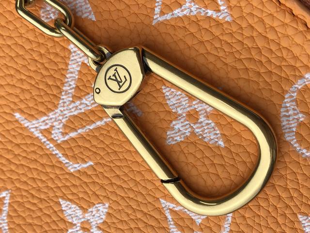 Model | Grade Dongguan | Purchasing version Product name Size 32*22.5*18 cm leng