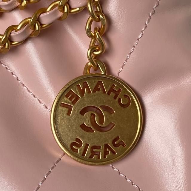 Chane123Sas3980 Chanel's Mini 22 is a real hit! Chanel bags and accessories are