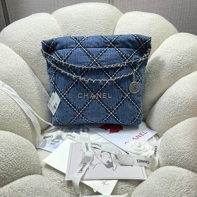 Small! New denim! 23S Spring/Summer Hot 22 Bag Shopping Bag 3260 This season's h