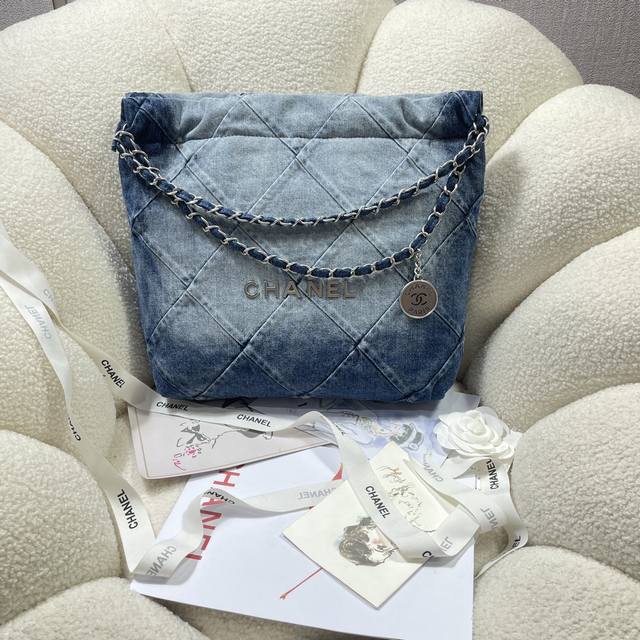 Denim Blue 23S Spring and Summer Hot 22 Bag Shopping Bag 3260 This season's hot