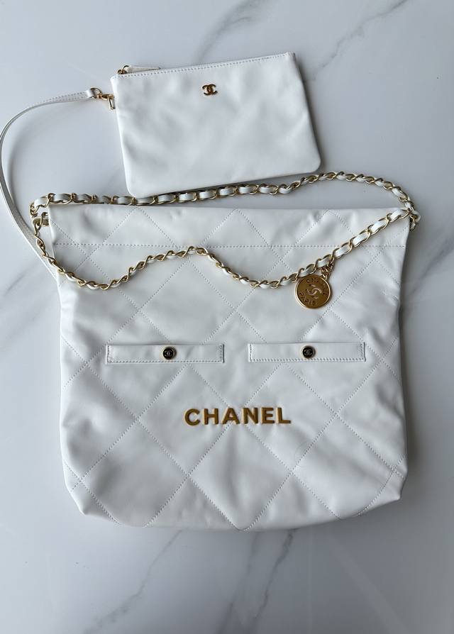 Brand: ChanelModel: As3260 CowhideIntroduction: Original quality, a classic work