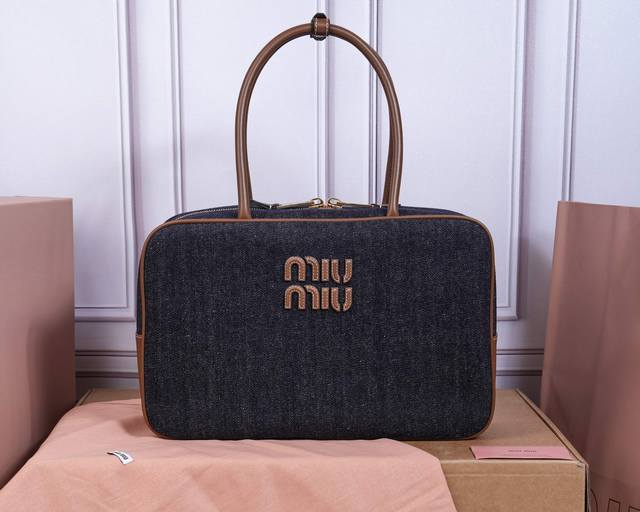 Super original leather 5Bb117M's new canvas briefcase, a perfect fusion of fashi