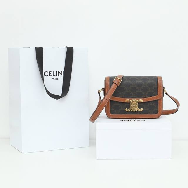 Exclusive new style of Italian imported original leather, genuine development, t