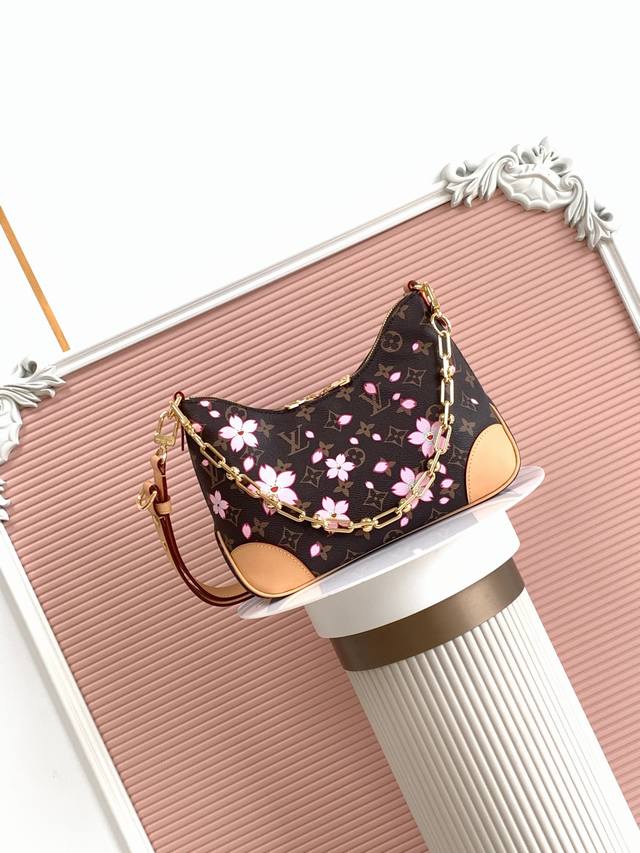 163C01 Variable Chip M13265 Premium Original Single This Boulogne handbag, from