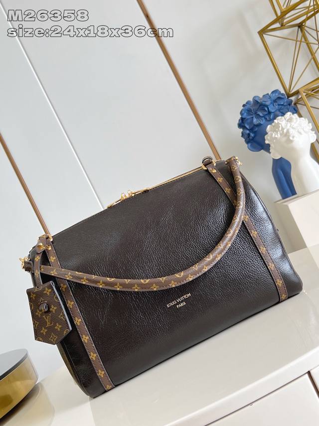 Factory Price: Premium Original M26358 Dark Brown Wax M26359 This season's Expr