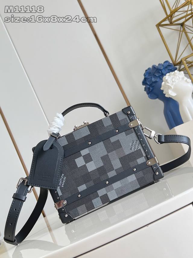 Factory Price: Premium Original M11118 Black Grid N00059. This Handle Trunk bag