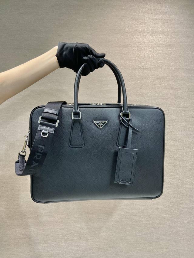 Premium Original Factory Packaging Double-Layered Briefcase 2Ve022 This elegant