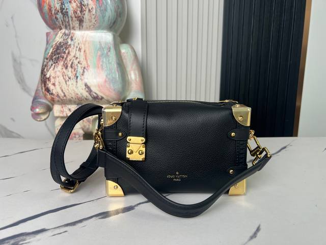 Factory Price p Top-quality original single-handle model M23817 Black Full Leat