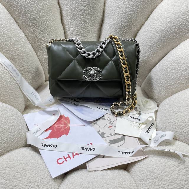 Color: Olive Green Silver Buckle Chanel New Model: As1160 Autumn and Winter Lar