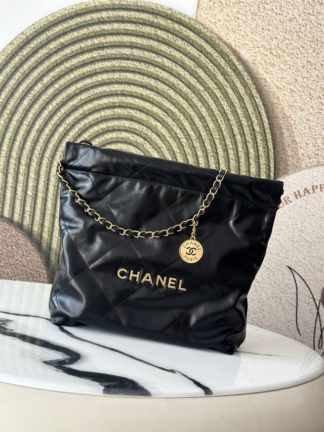 Small size Large brand new bag is coming soon Original leather black and silver