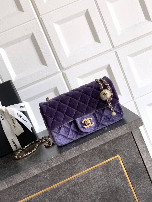 A top-of-the-line, original purple, large size 25B. This upgraded version of th