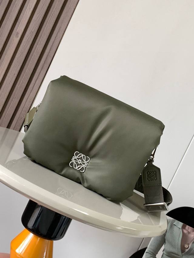 Medium Nylon Puffer Goya Messenger Bag. Inspired by Goya's aesthetic and key det