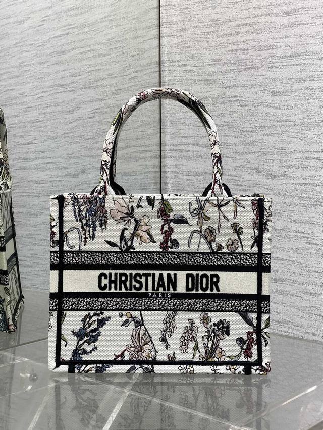 Top-grade original Dior Tote Small size in stock Tote's latest small size, I was