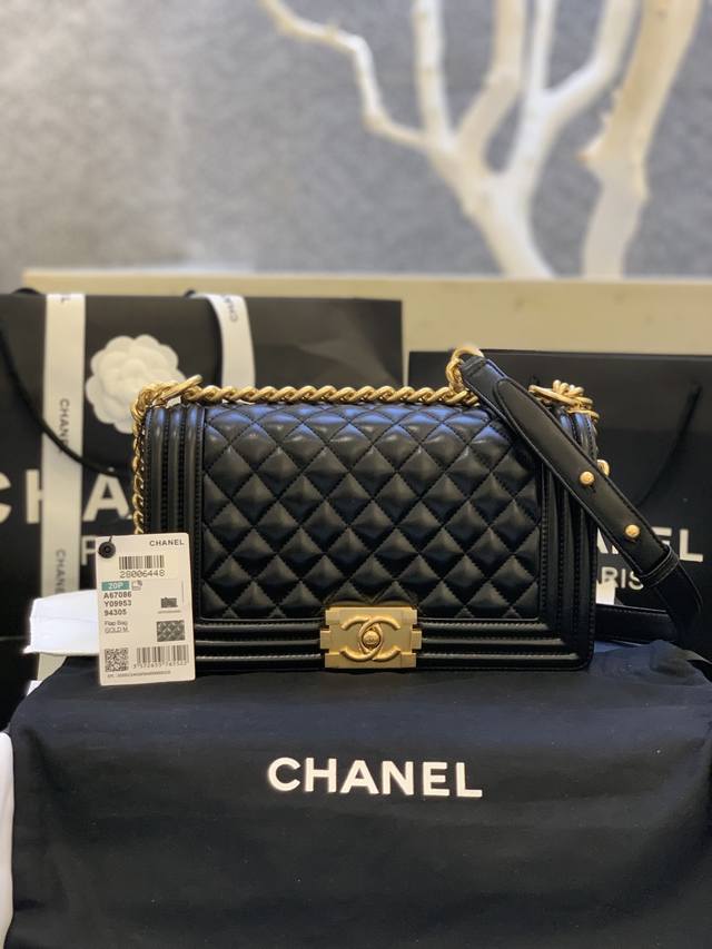 Authentic quality, top-quality goods from the French high-end custom Chane1 Clas