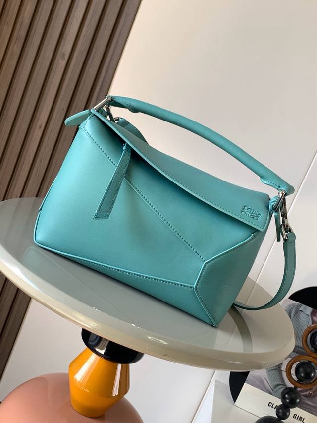 Original leather New version of the geometric bag, small 24cm puzzle handbag! Or