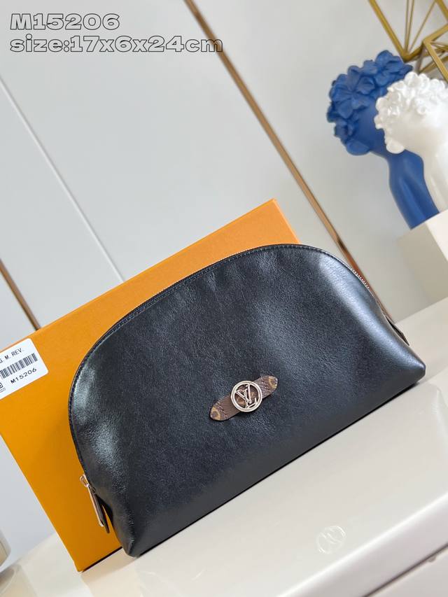 Top-quality original, real-home photos M15206. This Pochette Cosm