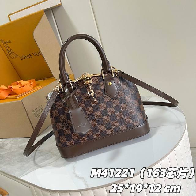 163C01 Chip Version Internal Price p Style Number: N41221 Original Enhanced Edit